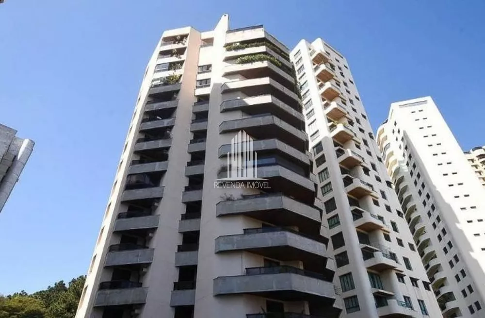 Apartamento à venda com 4 quartos, 144m² - Foto 1