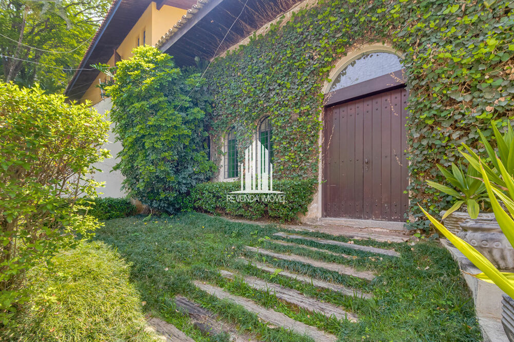 Casa de Vila à venda com 4 quartos, 390m² - Foto 4