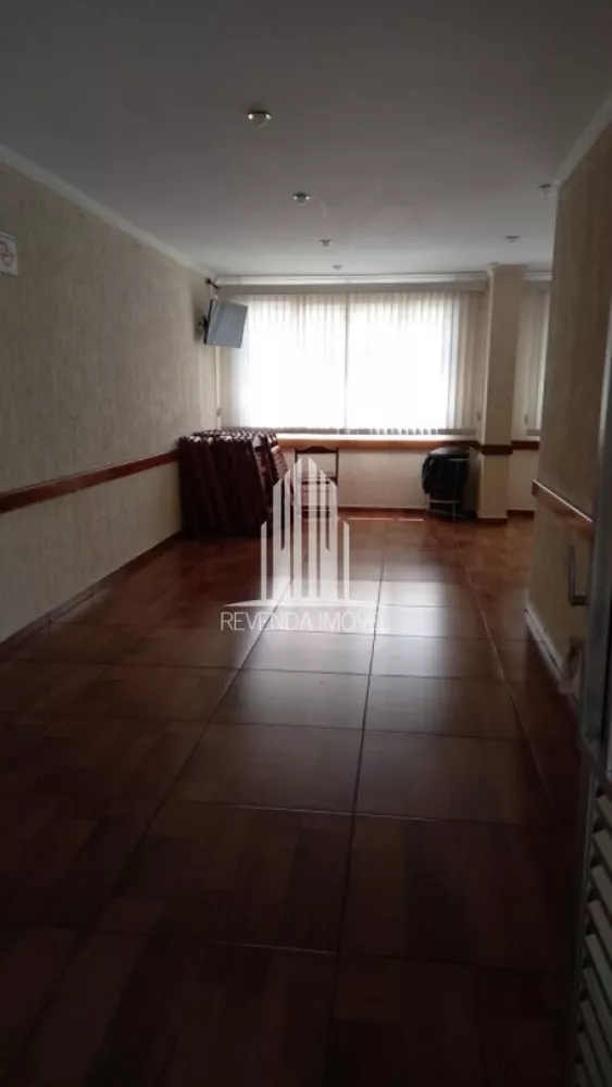 Apartamento à venda com 2 quartos, 70m² - Foto 3