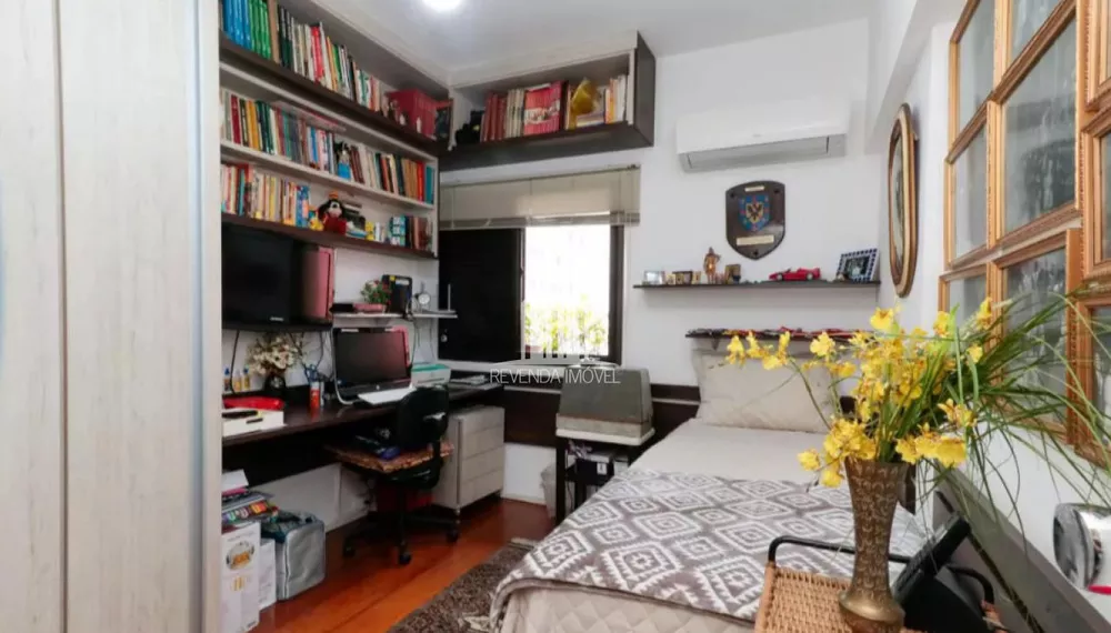 Apartamento à venda com 3 quartos, 186m² - Foto 4