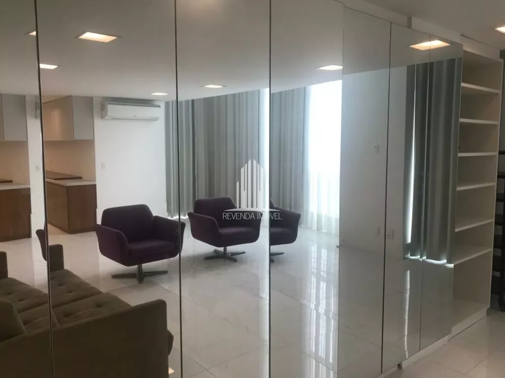 Apartamento à venda com 3 quartos, 185m² - Foto 4