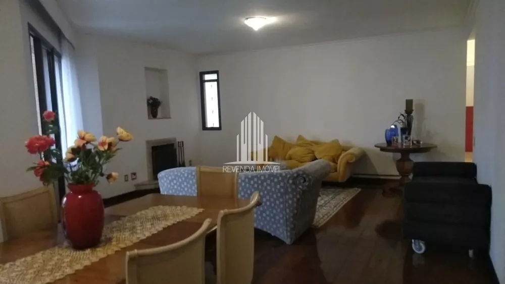 Apartamento à venda com 4 quartos, 186m² - Foto 2