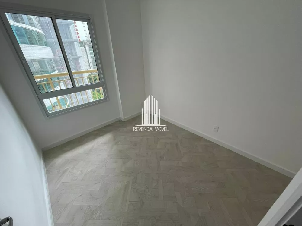 Apartamento à venda com 1 quarto, 34m² - Foto 1