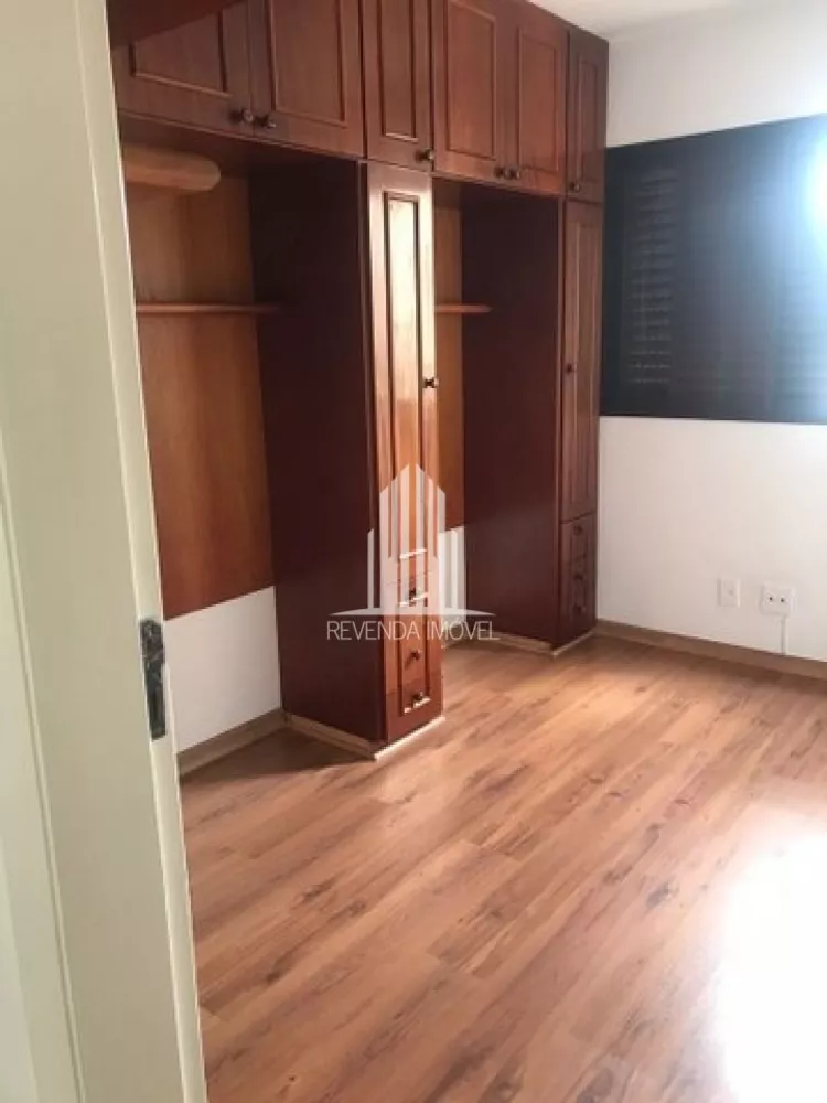 Apartamento à venda com 2 quartos, 68m² - Foto 4