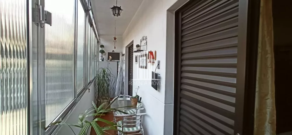 Apartamento à venda com 3 quartos, 140m² - Foto 4