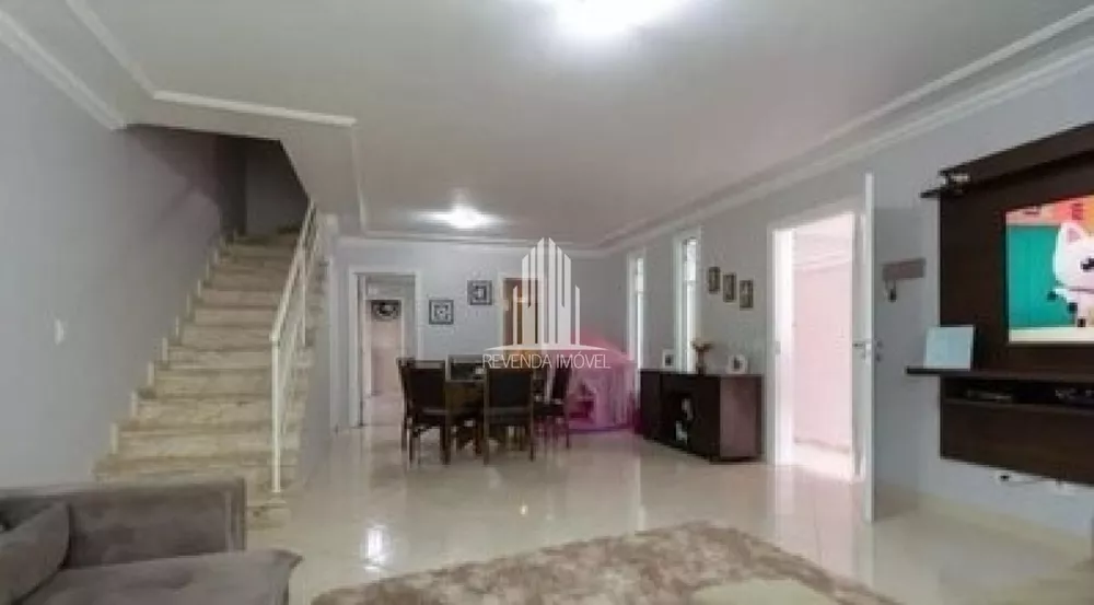 Casa à venda com 3 quartos, 140m² - Foto 1