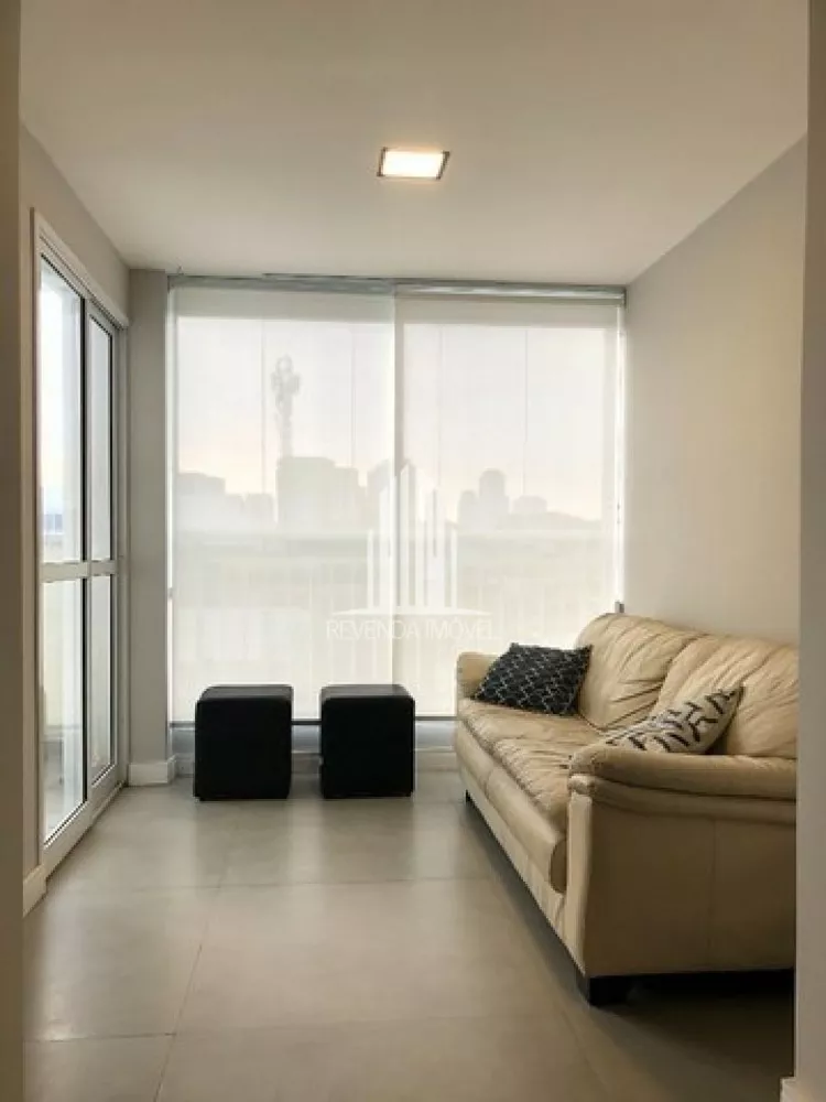 Apartamento à venda com 2 quartos, 78m² - Foto 2