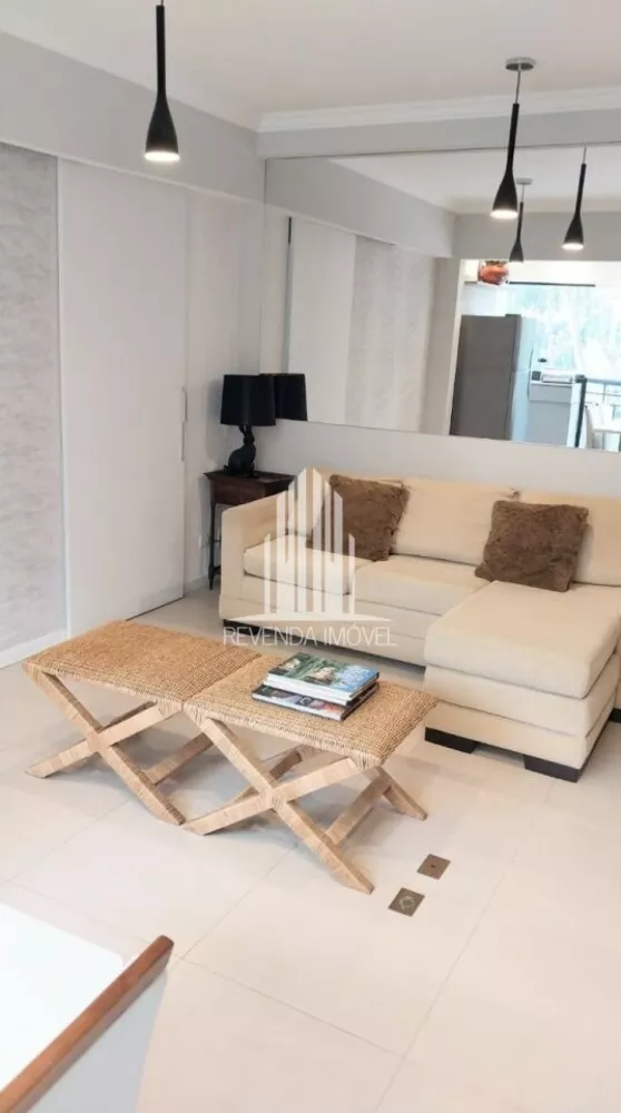 Apartamento à venda com 1 quarto, 38m² - Foto 1