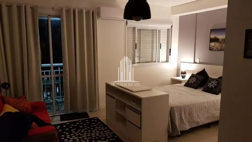 Apartamento à venda com 1 quarto, 33m² - Foto 1