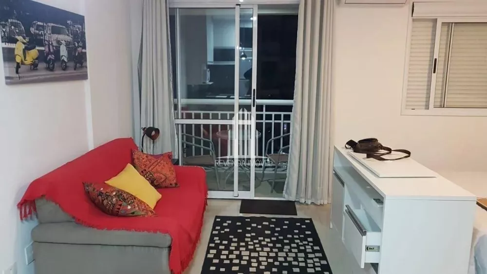 Apartamento à venda com 1 quarto, 33m² - Foto 2