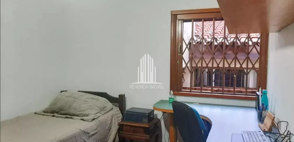 Casa de Vila à venda com 3 quartos, 250m² - Foto 2