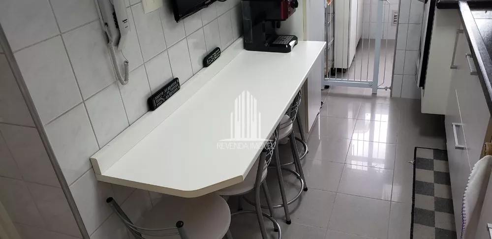 Apartamento à venda com 3 quartos, 68m² - Foto 2