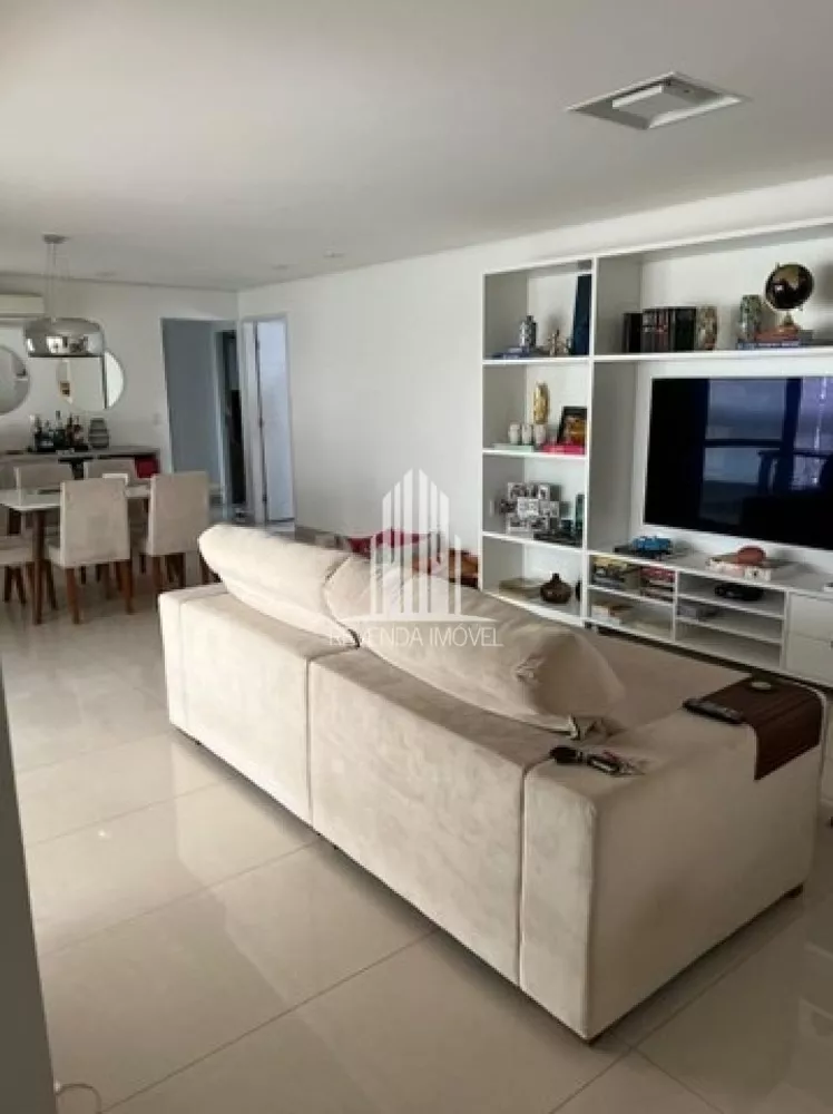 Apartamento à venda com 3 quartos, 135m² - Foto 3