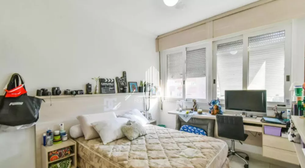 Apartamento à venda com 3 quartos, 140m² - Foto 3