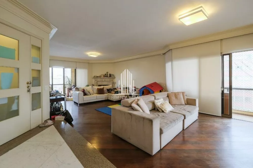 Apartamento à venda com 4 quartos, 270m² - Foto 2