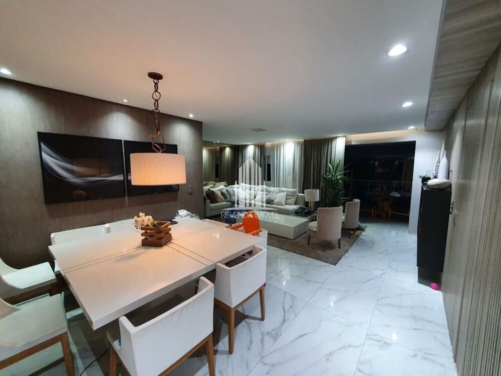 Apartamento à venda com 3 quartos, 125m² - Foto 1