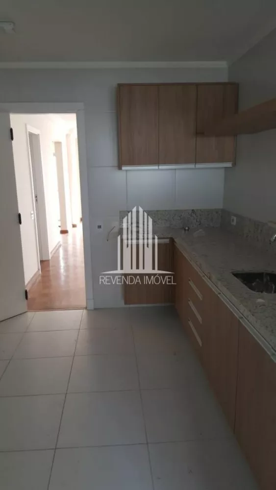 Apartamento à venda com 3 quartos, 158m² - Foto 2