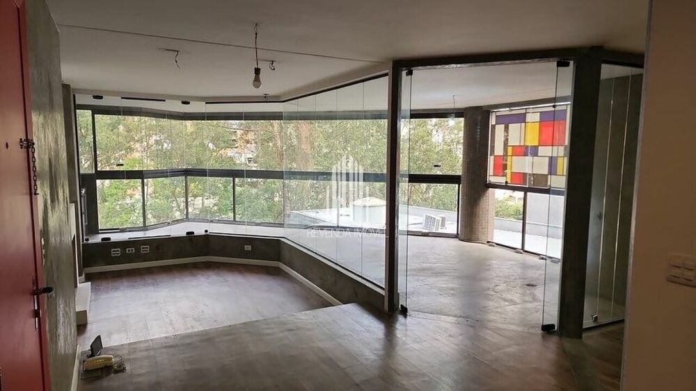 Apartamento à venda com 2 quartos, 100m² - Foto 1
