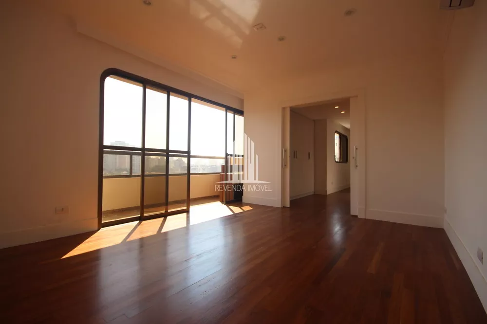 Apartamento à venda com 4 quartos, 453m² - Foto 2