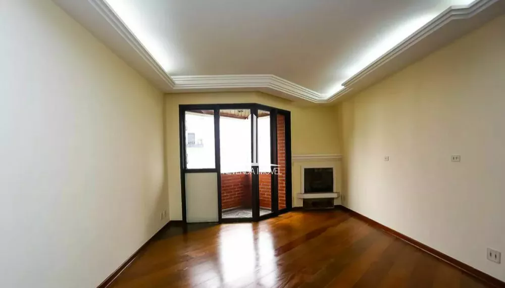 Apartamento à venda com 3 quartos, 105m² - Foto 1