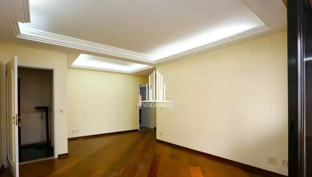 Apartamento à venda com 3 quartos, 105m² - Foto 2