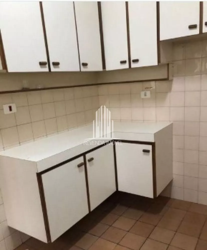 Apartamento à venda com 4 quartos, 202m² - Foto 3