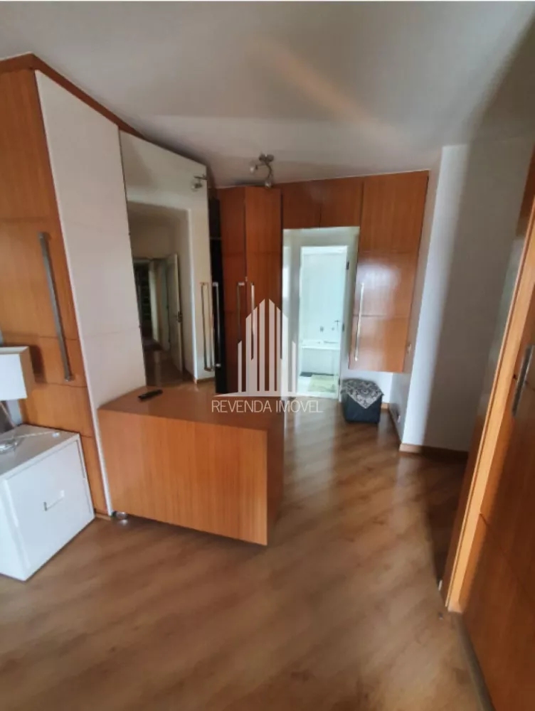 Apartamento à venda com 4 quartos, 190m² - Foto 4