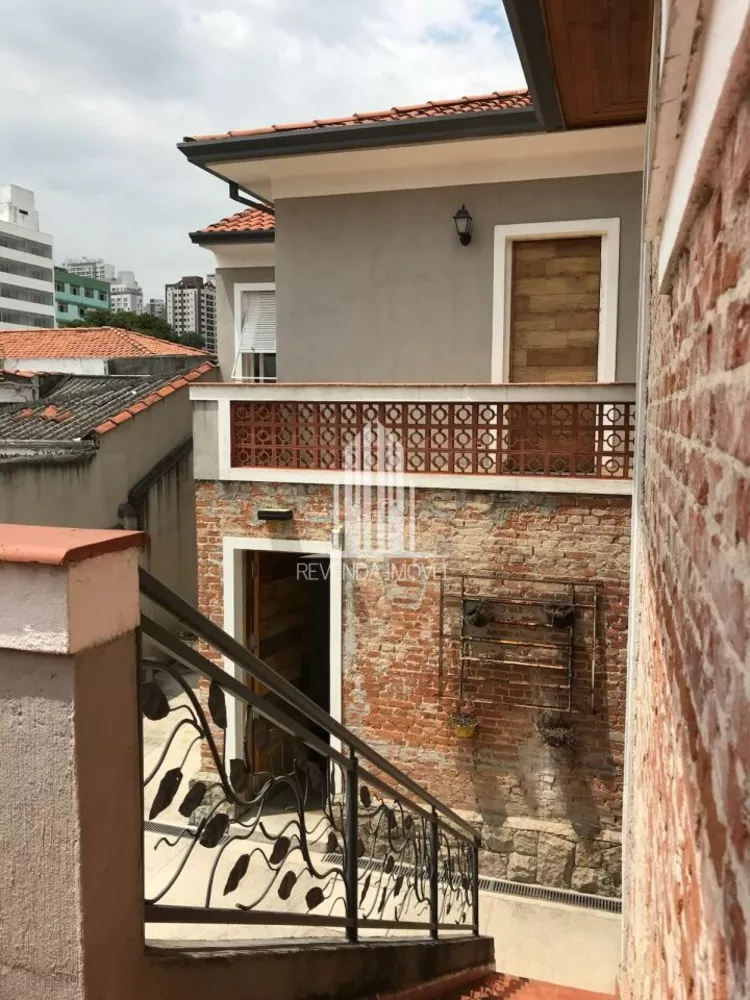 Casa à venda com 6 quartos, 350m² - Foto 3