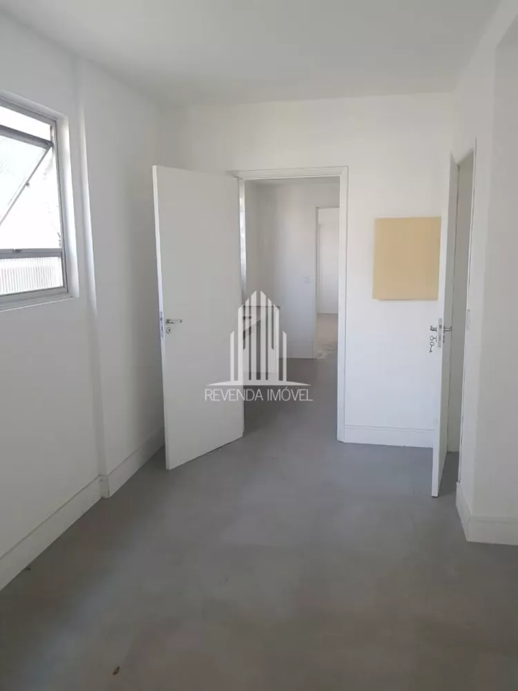 Apartamento à venda com 4 quartos, 230m² - Foto 2