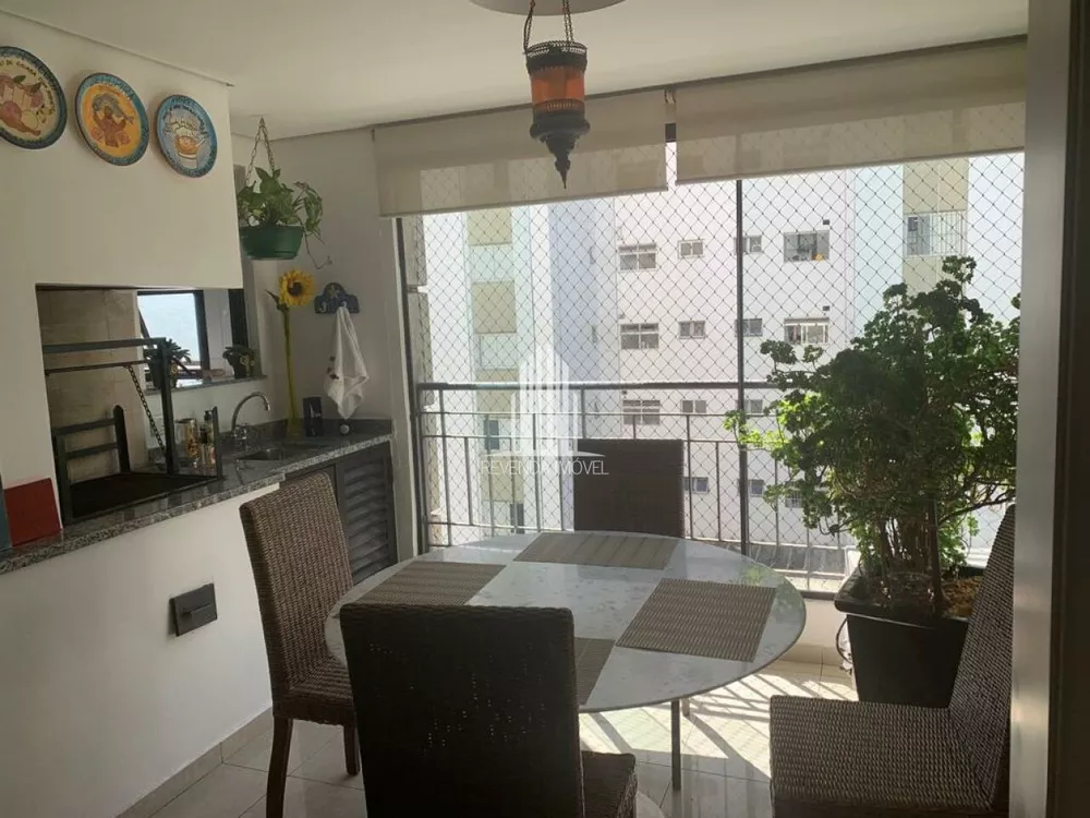 Apartamento à venda com 3 quartos, 195m² - Foto 1