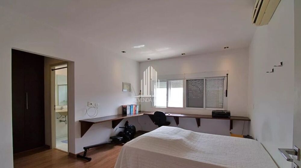 Casa à venda com 4 quartos, 361m² - Foto 7