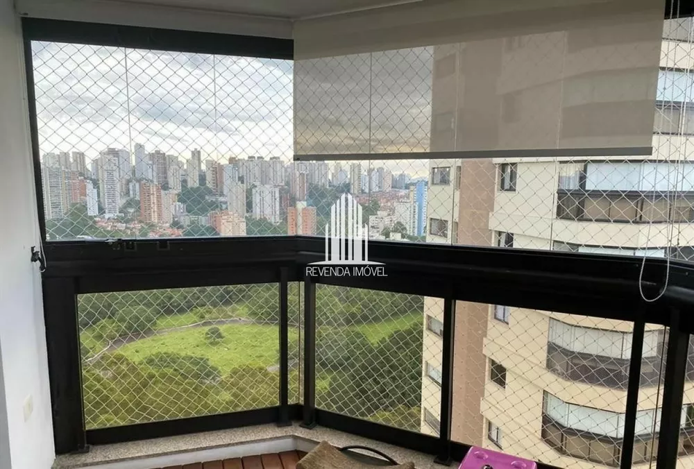 Apartamento à venda com 4 quartos, 207m² - Foto 6