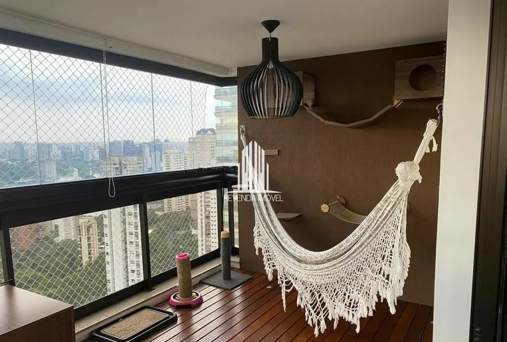 Apartamento à venda com 4 quartos, 207m² - Foto 5