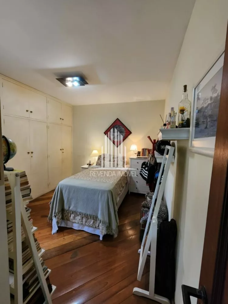 Apartamento à venda com 4 quartos, 140m² - Foto 4