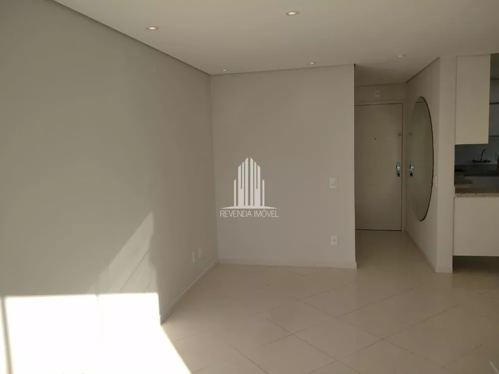 Apartamento à venda com 2 quartos, 71m² - Foto 2