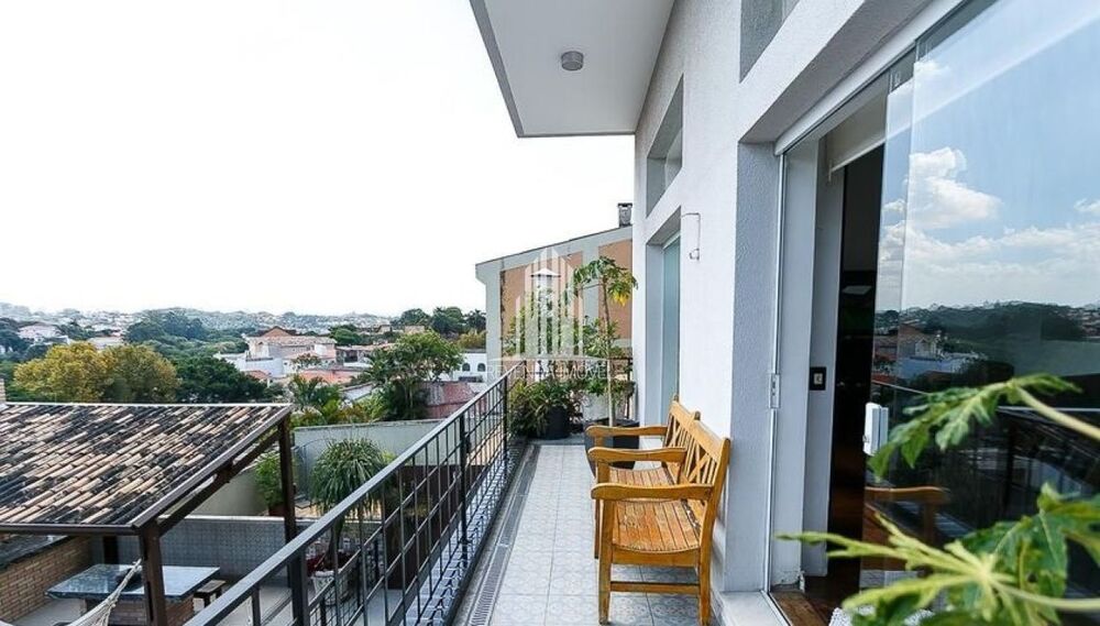 Casa de Vila à venda com 5 quartos, 380m² - Foto 1
