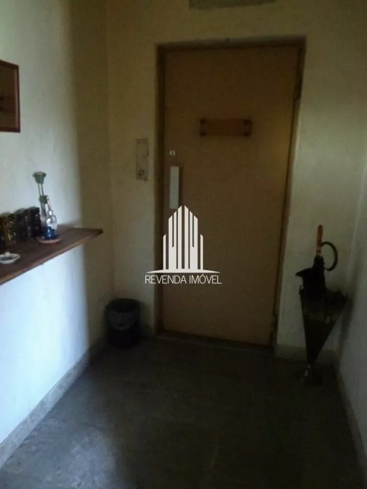 Apartamento à venda com 4 quartos, 1000m² - Foto 2