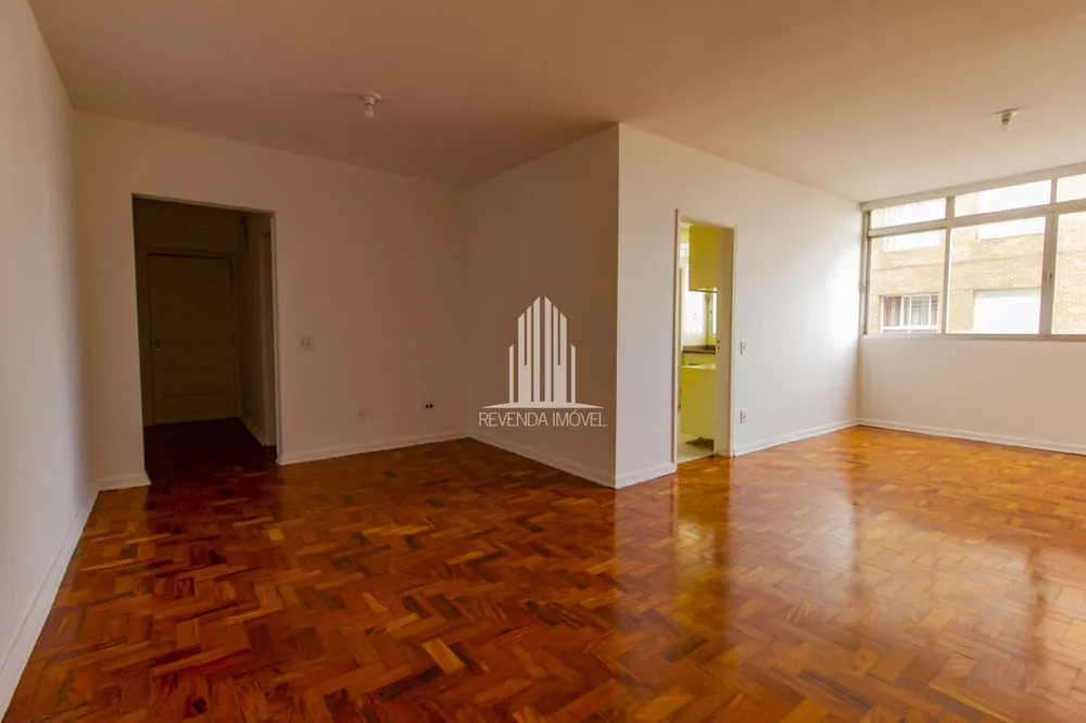 Apartamento à venda com 3 quartos, 117m² - Foto 1