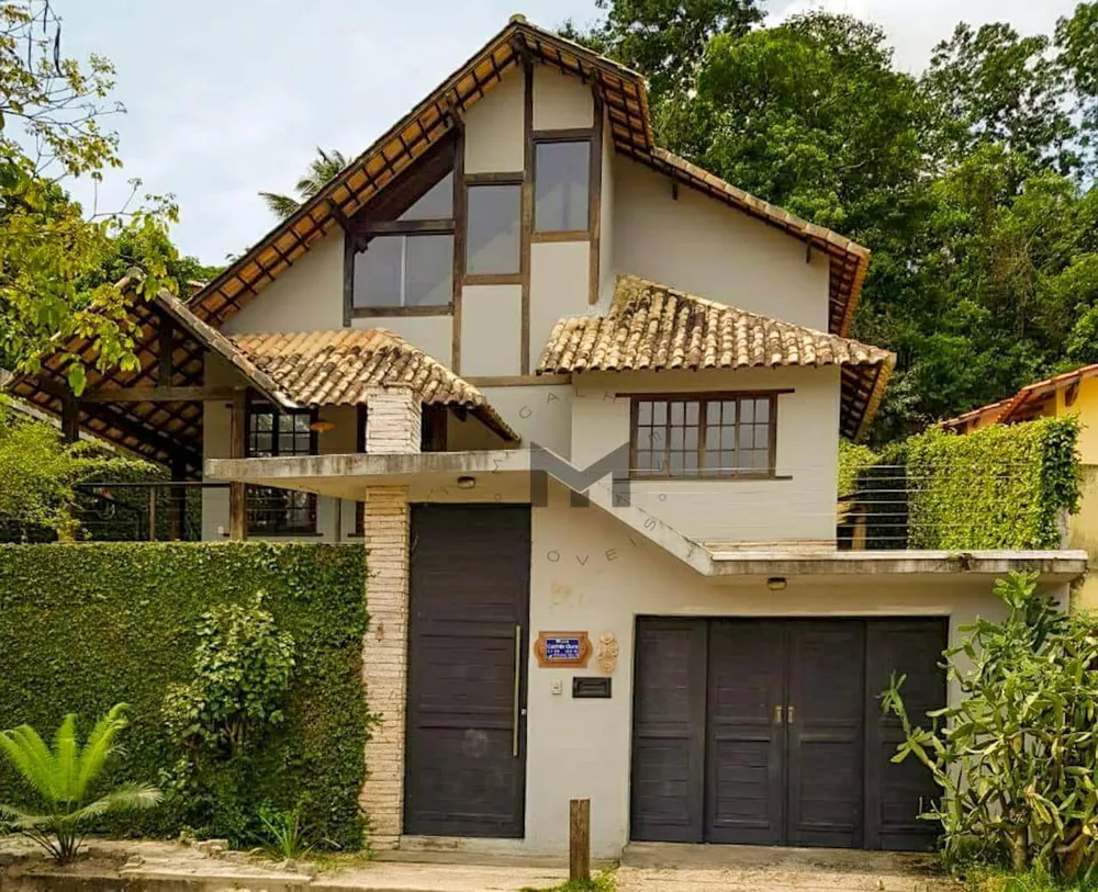 Casa, 4 quartos, 190 m² - Foto 1