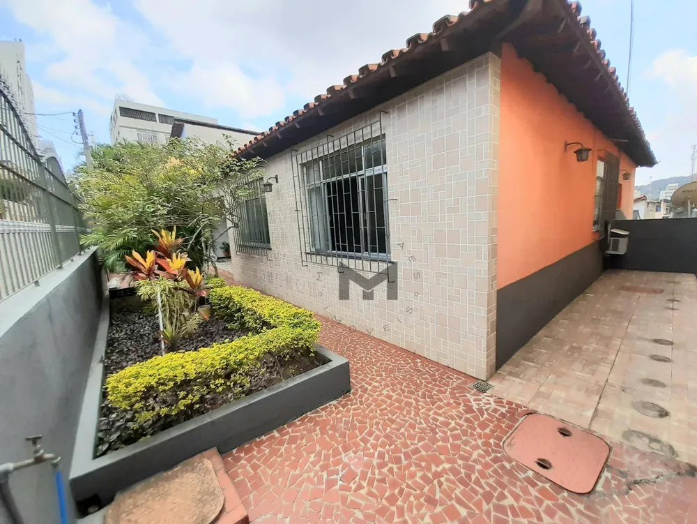 Casa, 3 quartos, 300 m² - Foto 1