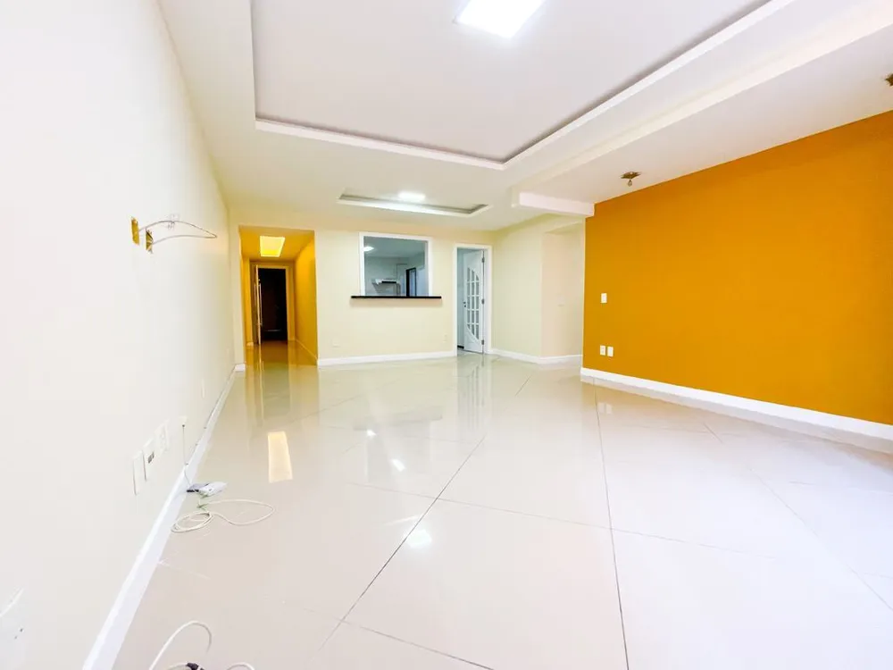 Apartamento, 3 quartos, 130 m² - Foto 1
