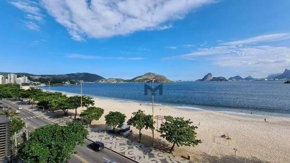 Apartamento, 3 quartos, 140 m² - Foto 1