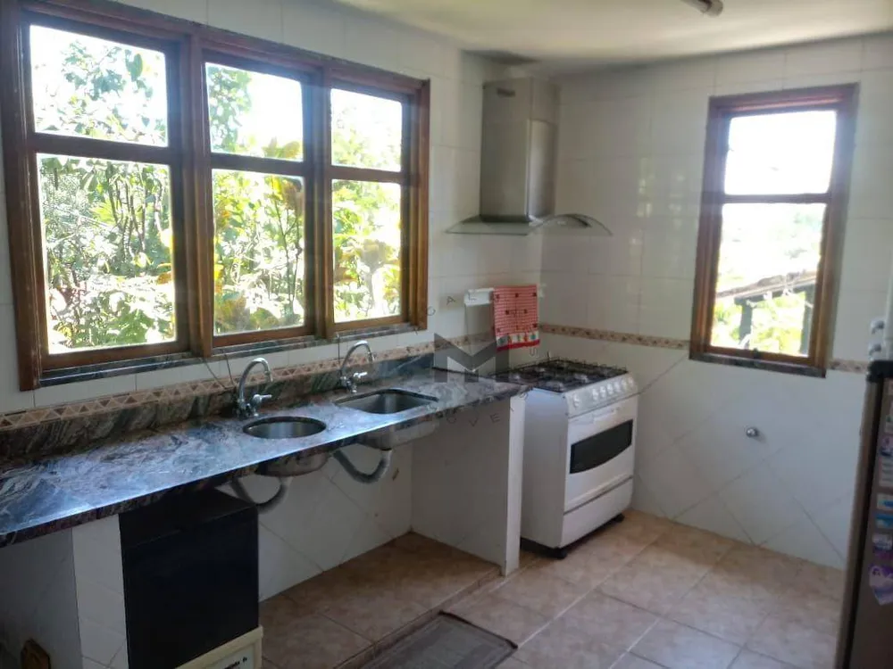 Casa, 3 quartos, 210 m² - Foto 3