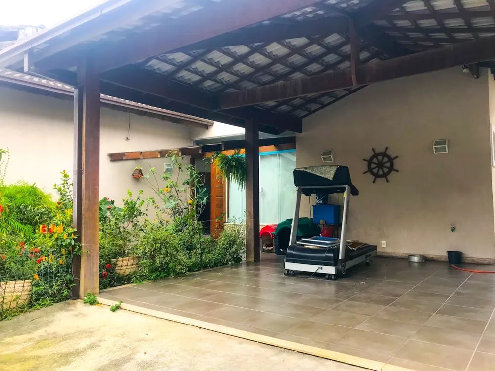 Casa, 4 quartos, 260 m² - Foto 29