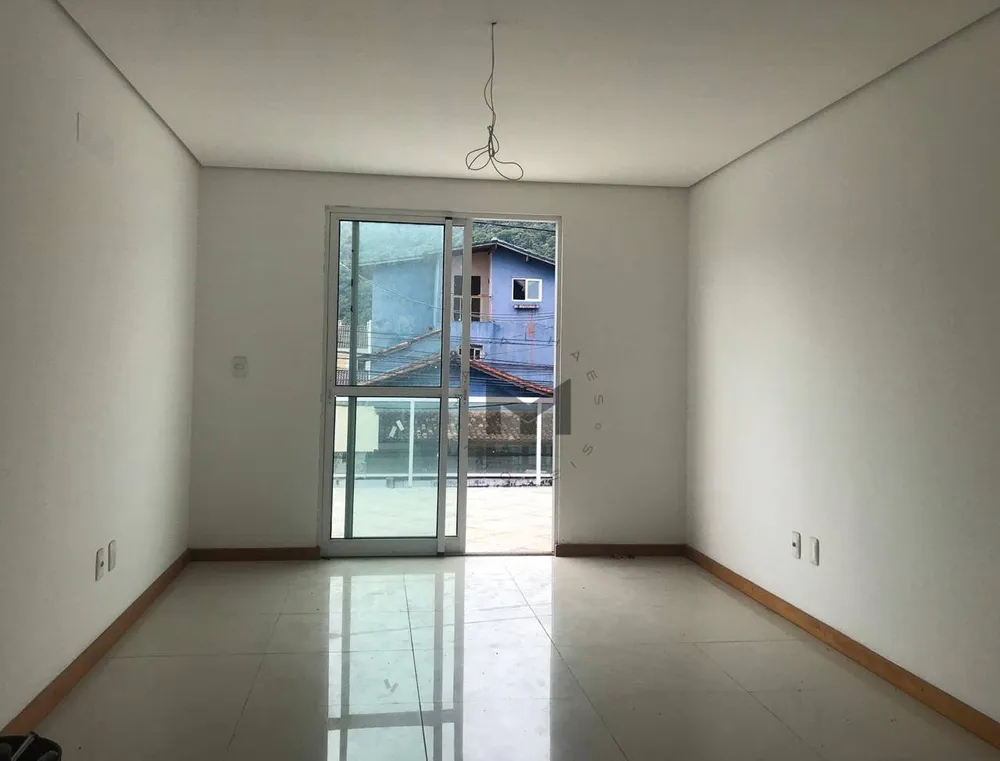 Casa, 3 quartos, 166 m² - Foto 2