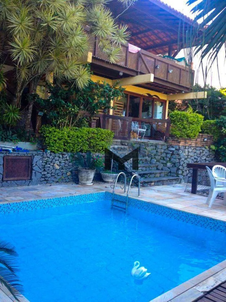 Casa, 4 quartos, 270 m² - Foto 2