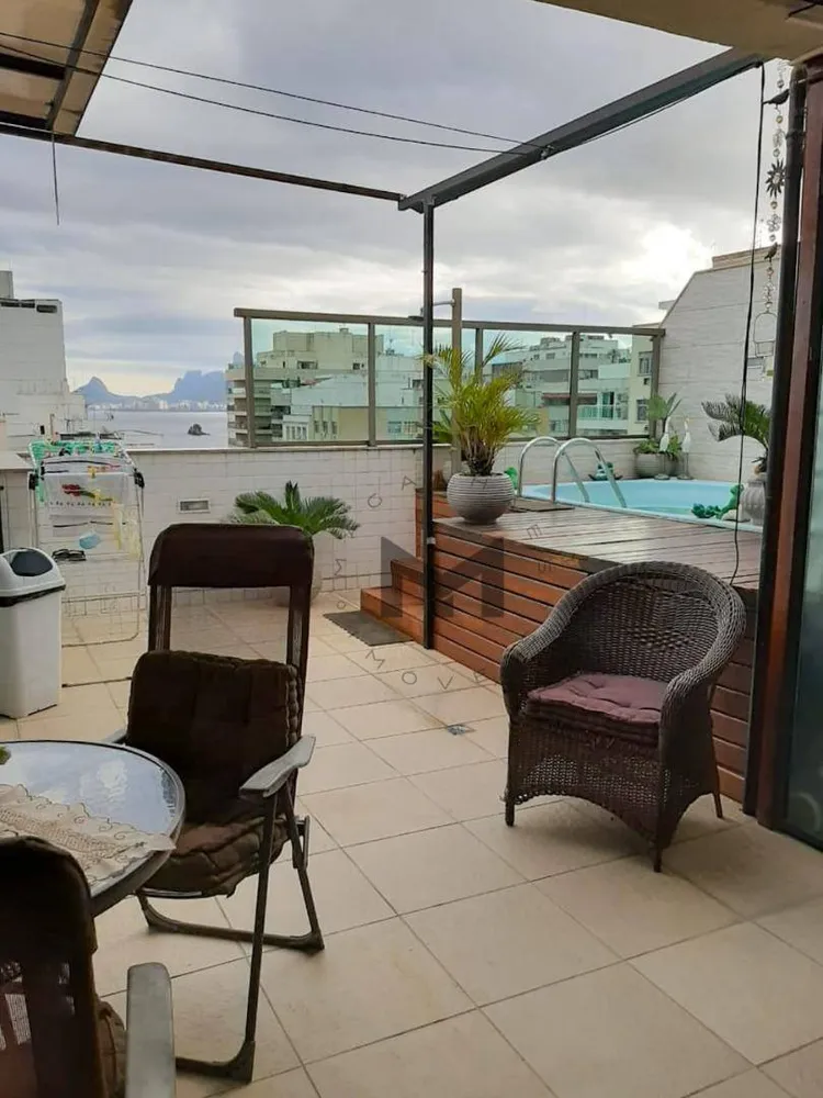 Cobertura, 3 quartos, 180 m² - Foto 1