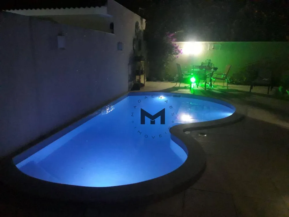 Casa, 4 quartos, 253 m² - Foto 8