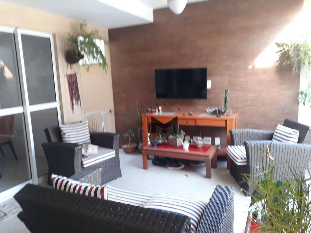 Casa, 4 quartos, 253 m² - Foto 2