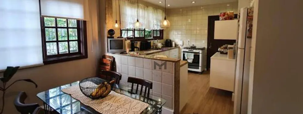 Casa, 5 quartos, 221 m² - Foto 9